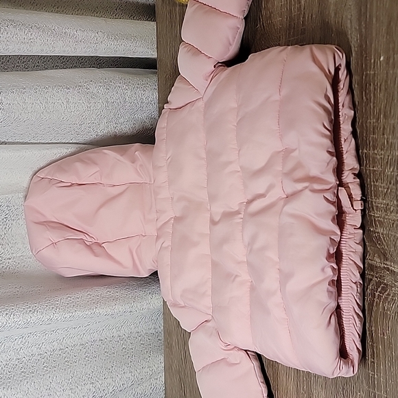The Children's Place, Girl's Puffer Jacket- Size 18-24M - Picture 4 of 5